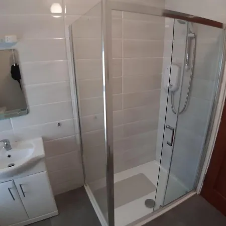 Amazing Location 1 Minute From Golf Club, *